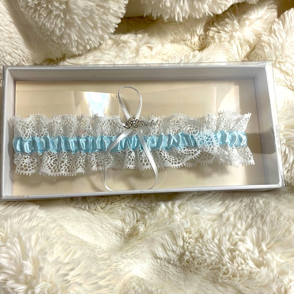 Something blue garter